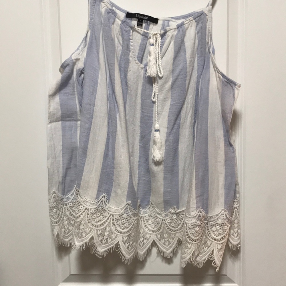 Off the shoulder stripe shirt with lace